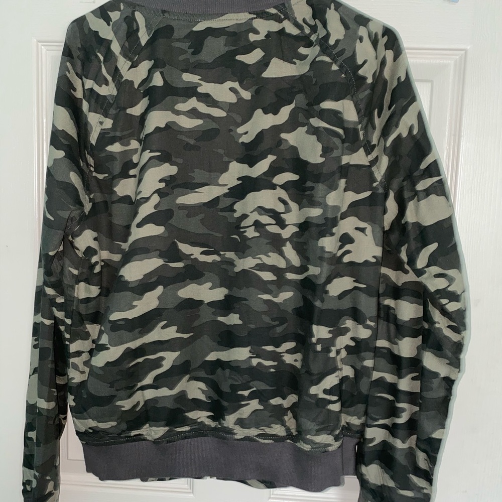 Bomber Jacket - Picture 4 of 8